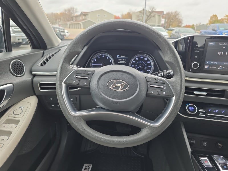 2022 Hyundai SONATA SEL