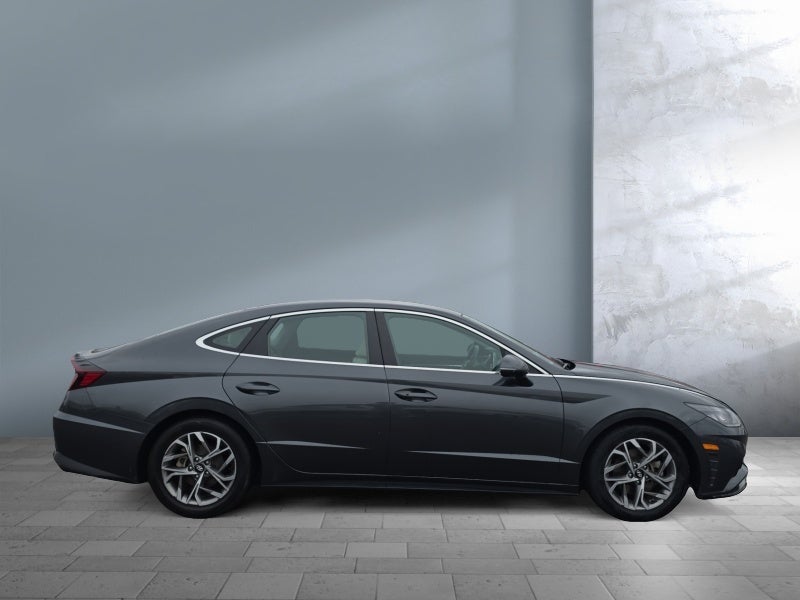 2022 Hyundai SONATA SEL