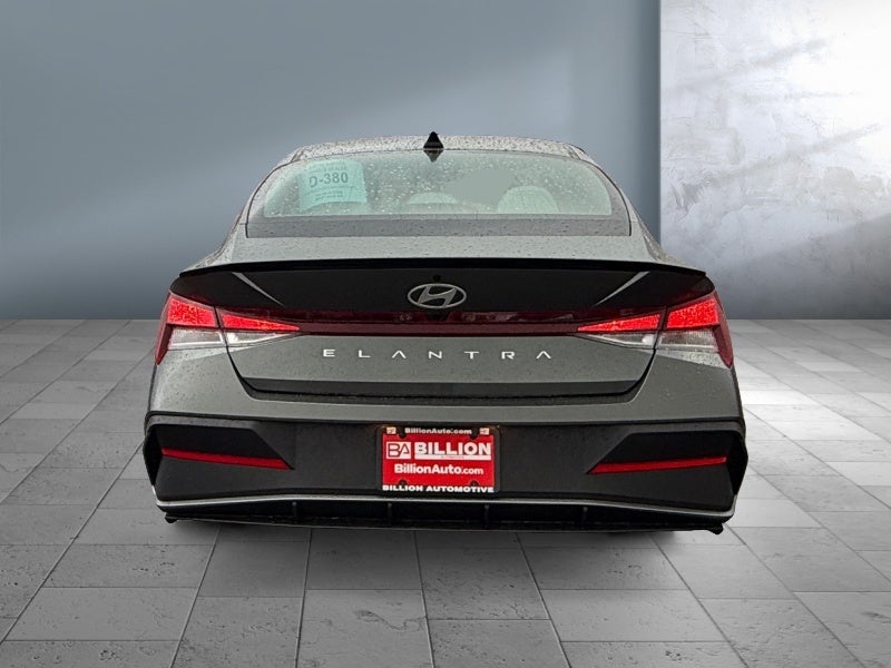 2026 Hyundai ELANTRA SEL Sport Plus