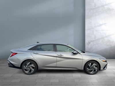 2025 Hyundai ELANTRA Limited