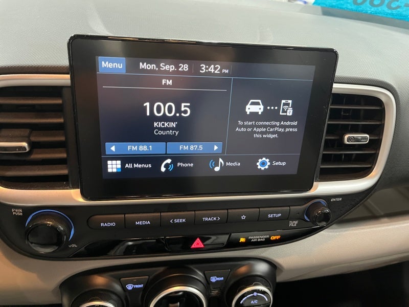 2023 Hyundai VENUE SEL