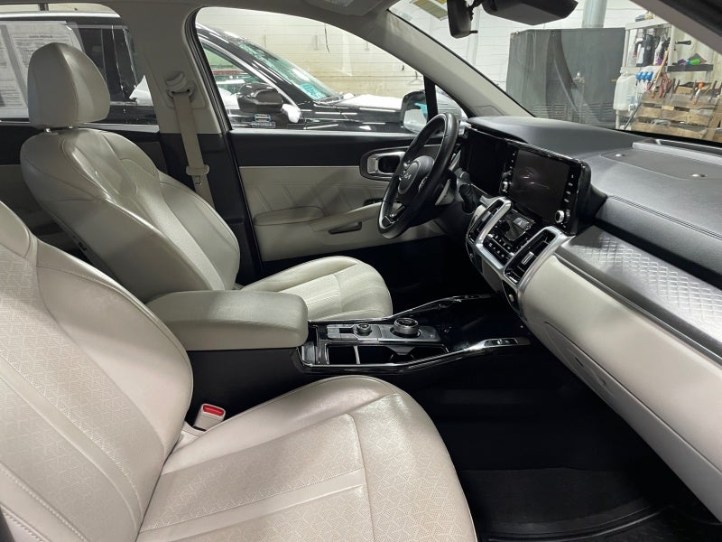2022 Kia Sorento Plug-In Hybrid SX