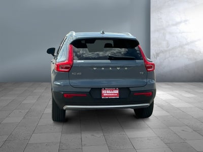 2022 Volvo XC40 Inscription